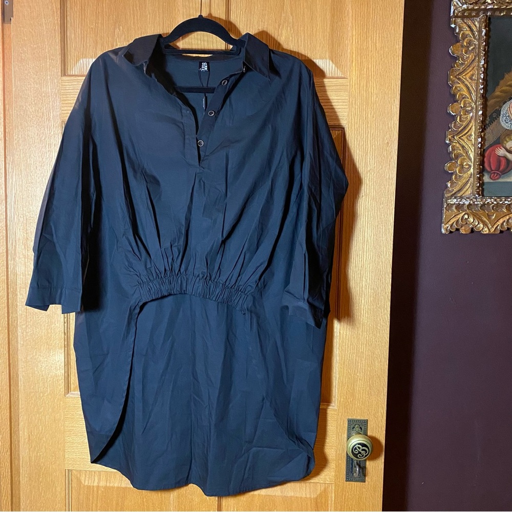 MITING high-low black tunic